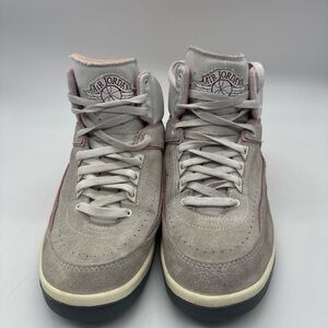 Jordan Sneakers in Gray and Pink